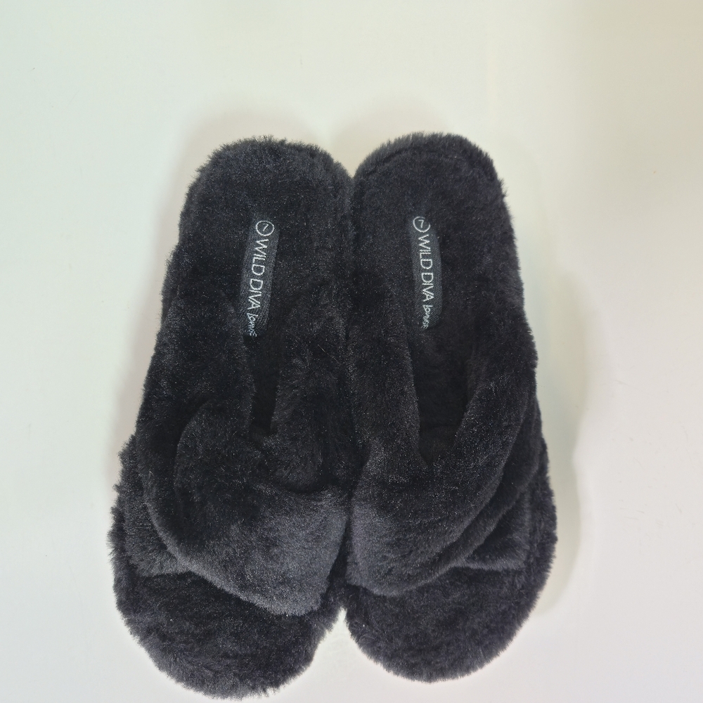 Wild Diva Ladies Black Faux Fur Slippers Size 7